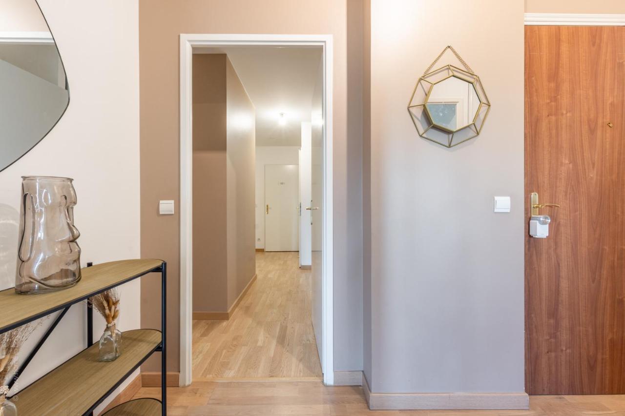Luxe Flat For 7 - Fairytale Factory Apartman Bussy-Saint-Georges Kültér fotó